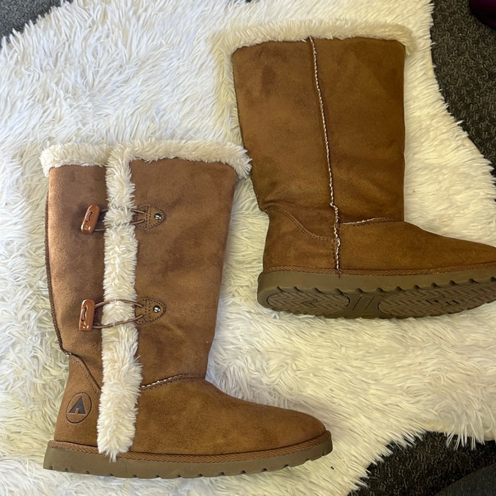 ♥️$10 FINAL PRICE AIRWALK youth girls boots size 2 tan brownish shearling